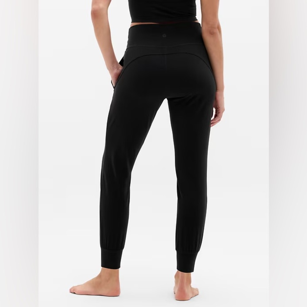 Athleta Black Salutation Jogger